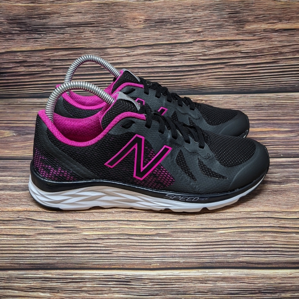 New Balance 790v6 Black & Pink Running Shoes sz 7